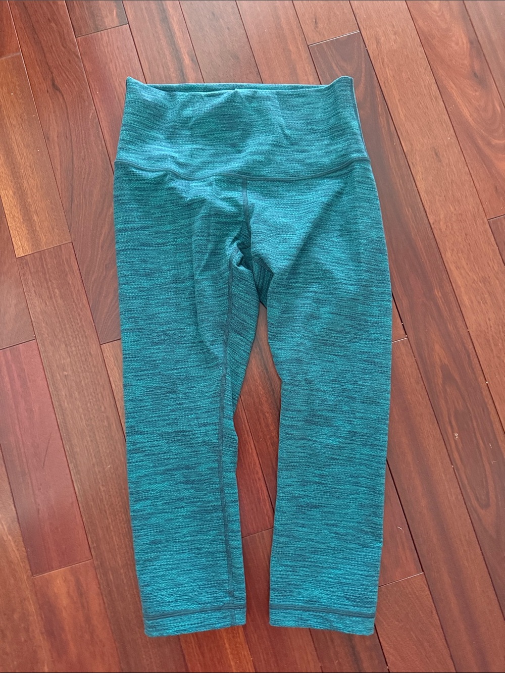 Lululemon Women's Blue Green Leggings Size 8 Inseam 22 In